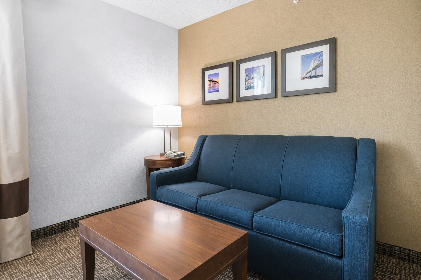 1 King Bed, 1 Room Suite Accessible