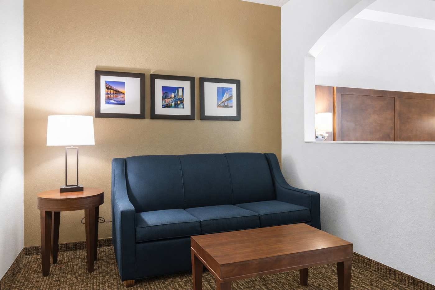 1 King Bed, 1 Room Suite